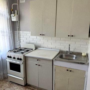 2-х в р-не Ворошиловки, 1-й школы