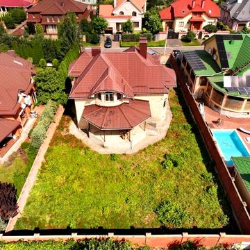 Продаж цегляний будинок престижний район Мелроуз