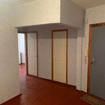 Продам 1-ну квартиру по вул.Святоюріївській 30