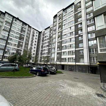 Здана 2 кім. квартира готова до ремонту.БАМ ЖК Патріот
