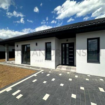 Продаж будинку 156 м.кв / 5 соток / Сторожниця