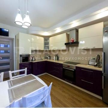 Патріарха Мстислава Скрипника вул., 40