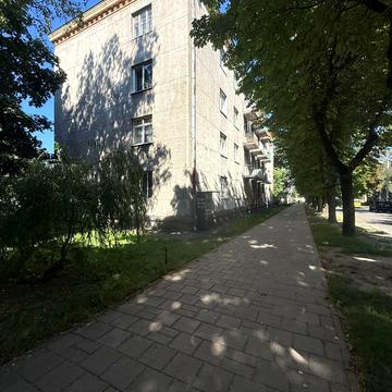 Окружна вул., 40