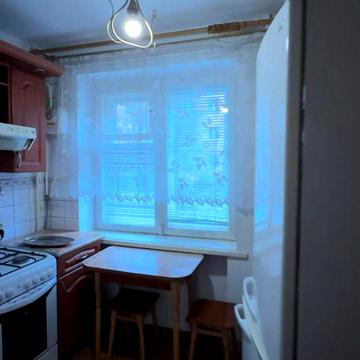 Української Перемоги вул. (Академіка Сахарова), 25