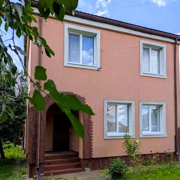 Будинок 20 км від Рівного в  с. Зоря Рівненської області