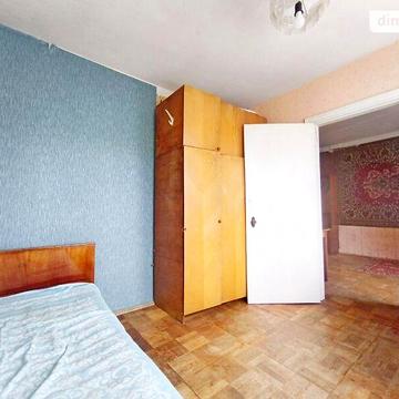 Продаж 4к Квартира Льотна вулиця