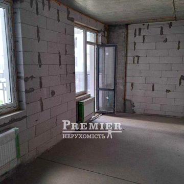 Велика 1к квартира у новому ЖК на Сахарова