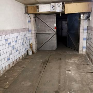 Припортова вул. (Героїв Сталінграда), 22