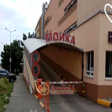 Академіка Сахарова вул., 22