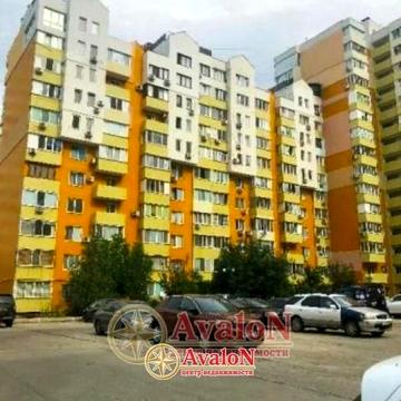 Академіка Сахарова вул., 36а