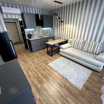 Літературна вул., 10б