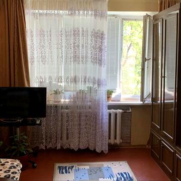 Продам 2-х кімнатну квартиру, центр