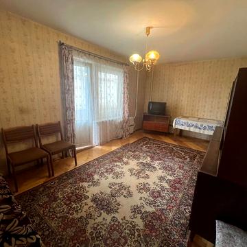 Романтична вул., 13