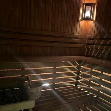 Дом с ремонтом сауна, ландшафтный дизайн