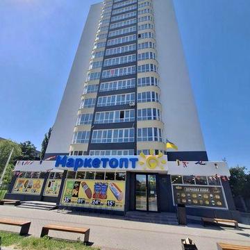 Продаж квартири 57 м.кв . в новобудові , по переуступці  .