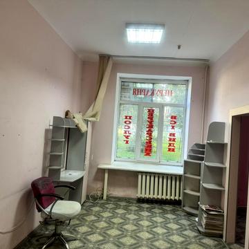 Богоявленська вул. (Черняка), 8