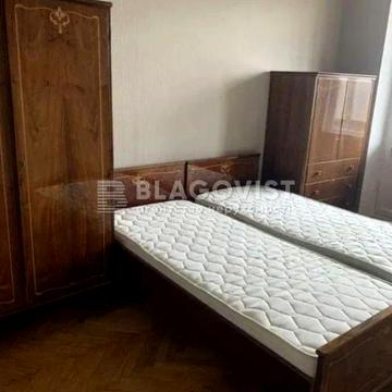 Гоголівська вул., 36/40