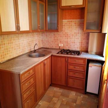2х комн кв, (39 м2), атономн. отопление.(Долгинцевский р-н)