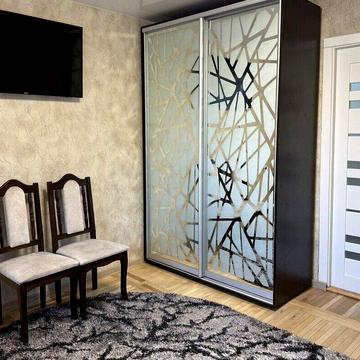 Київська вул., 28
