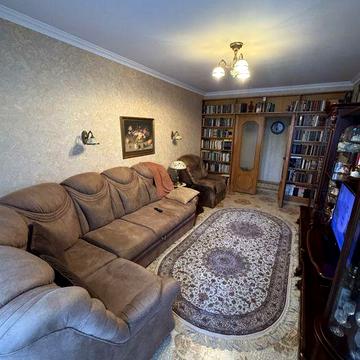 3х комнатная квартира 4/9 Таврический