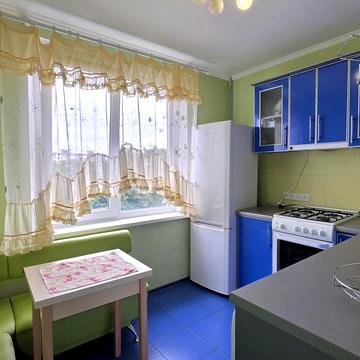 Тракторобудівників просп., 77