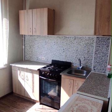 Нескорених вул., 33