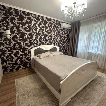 Повноцінна 4к квартира з сучасним ремонтом! Мін оформлення!Без комісії