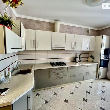 Продаж 3к Квартира Зодчих вулиця ЖК Микрорайон Подолье