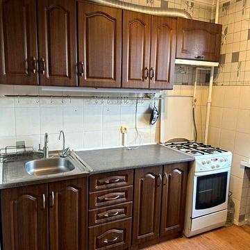 Здам 2 кім . в центрі, метро Вокзальна.