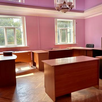 Волонтерська вул. (Малиновського), 12