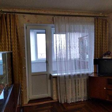 Продам 2-х к кв в Бородинском м-не (ТЦ "Континент")