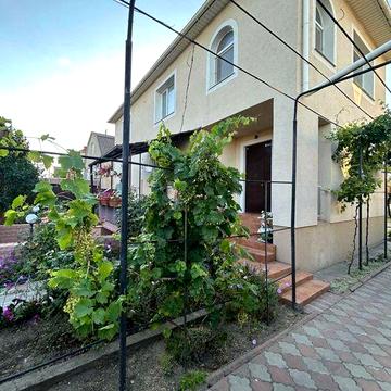 Продам Будинок для великої родини біля моря. Супер пропозиція.