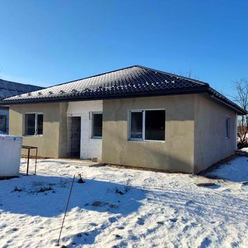 Дом будинок в центрі с Петропавлівске (Бориспольский рн), поруч Гора