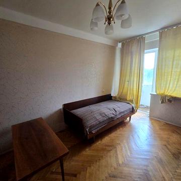 Соломянська 28,  2к.квартира