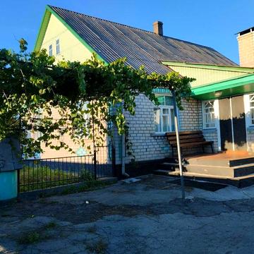 Продам приватний  будинок