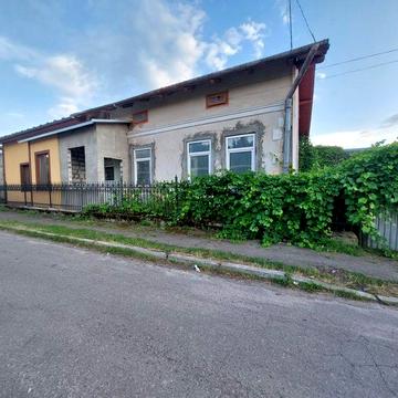Продаж 1/2 будинку 89м2 ділянка 16 сот вул. Тарнавського м. Дрогобич