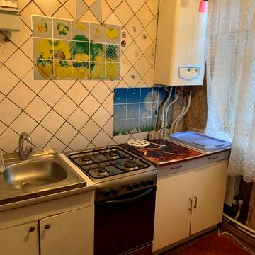 продам 2 к квартиру пр Богдана Хмельницкого 42