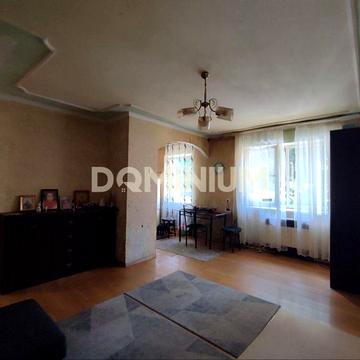 Продається квартира в центрі Хуста