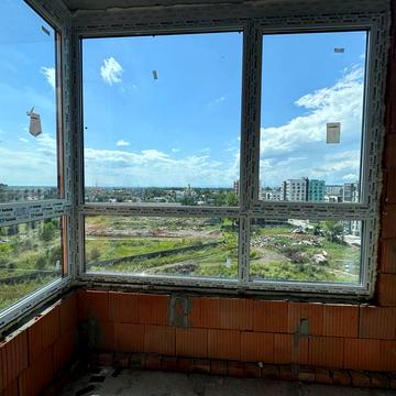 Національної Гвардії вул., 8