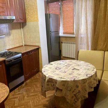 Олександра Архипенка вул. (Мате Залки), 4-Б