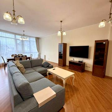 Квартира вул. Будьварно - Кудрявська, 36 паркінг