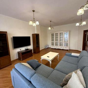 Квартира вул. Будьварно - Кудрявська, 36 паркінг