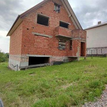 Продаж будинку-коробки, 6 кім, 5хв до ТЦ Майдану