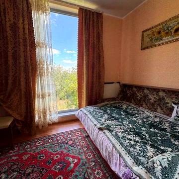 Продам 4к квартиру з гаражем, вул. Орловська пр. І.Мазепи