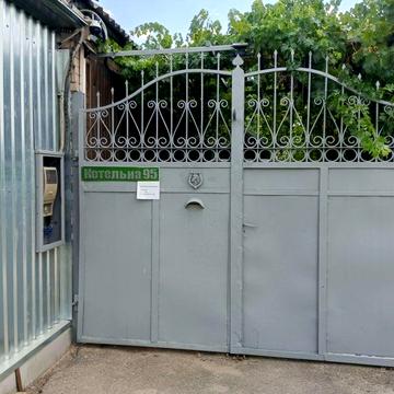 Здам частину будинку будівельнику