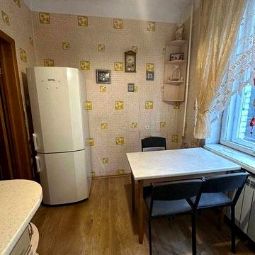 Від Власника перша здача сталінка возле памятника Слави