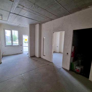 Продам 1-й этаж. Новый дом. Без комиссии. Сахарова.