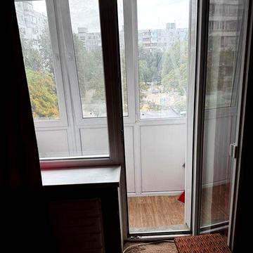 3-х кімнатна кв. на четвертому поверху у центрі Хортицького району