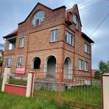 Будинок, незавершене будівництво
