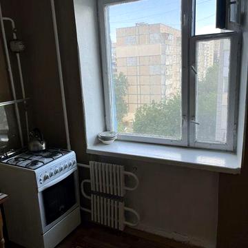 Здам 1кім на Стельмаха